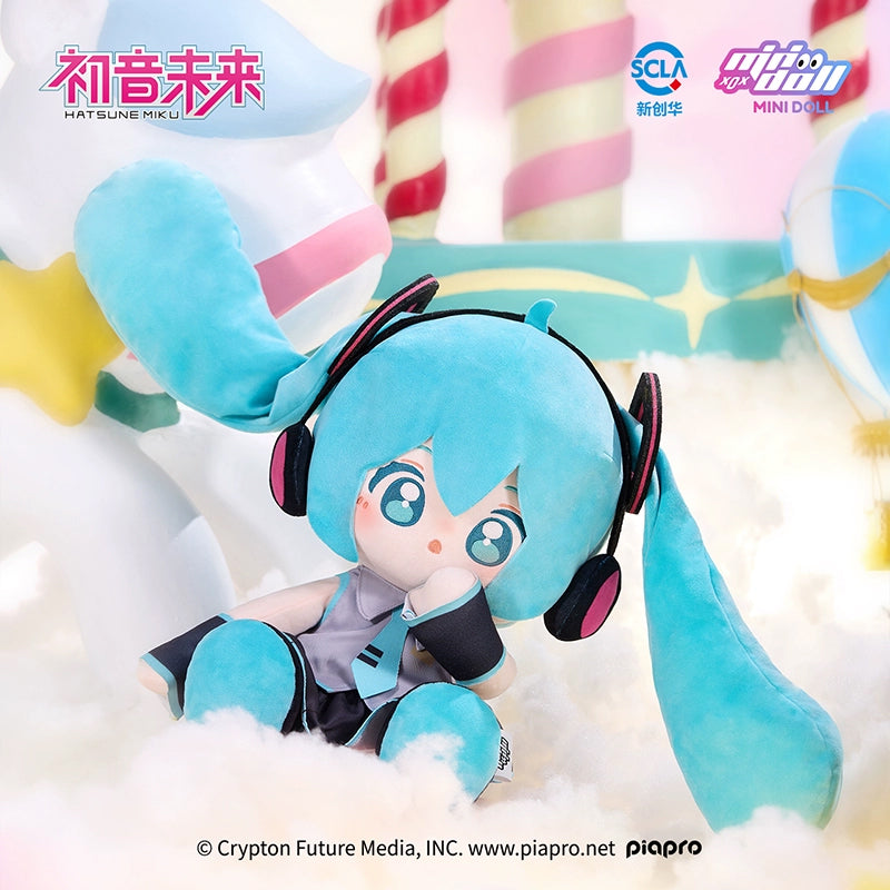 【PRESALE】PLUSH WONDERLAND MIKKU 35CM HUHU Sitting Doll Plushies