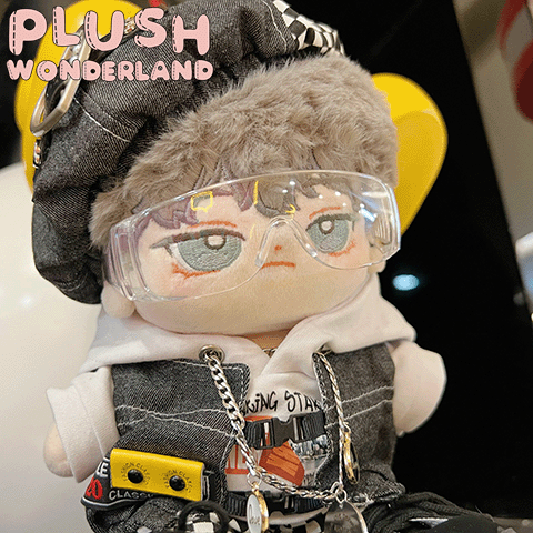 PLUSH WONDERLAND Lost in White and Black Clothes 20 CM Boy Plushies