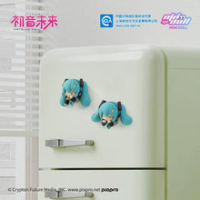 Load image into Gallery viewer, 【PRESALE】PLUSH WONDERLAND MIKKU Fingertip Doll Refrigerator sticker Mystery Box
