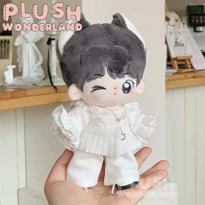 【INSTOCK】PLUSH WONDERLAND The Boy with the Bouquet 20CM Doll Clothes   【INSTOCK】PLUSH WONDERLAND The Boy with the Bouquet 20CM Doll Clothes